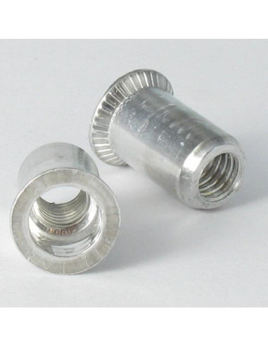 1 x Ecrou aveugle Acier zingué M8 11X17 Cannelé