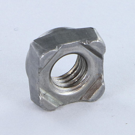 1 x Ecrou carré à souder M8 14X14X6.5 Acier brut