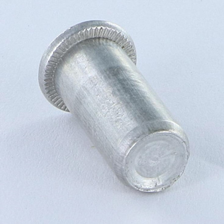 1 x Ecrou à sertir Tête plate TP Borgne M6X20.5 ALPB 25 Aluminium