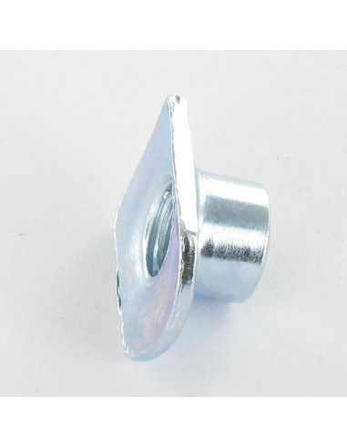 1 x Ecrou à souder INCURVE M10 Acier zingué