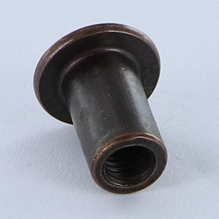 1 x Combifix Ecrou relieur Tête plate Diamètre de tête: 15 Diamètre du corps 9 Longueur sous tête 15 M6 Clé de 4 HC4