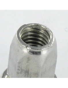 Ecrou à sertir Inox Tête plate Hexagonal M8X18 INPTH 30 2